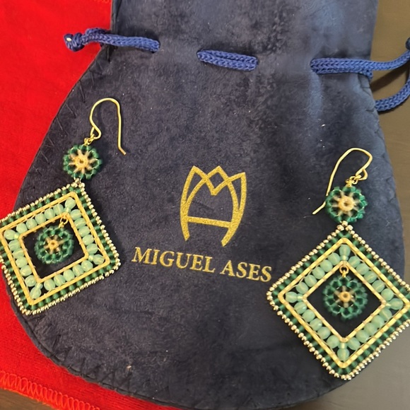 Miguel Ases beaded earrings - Picture 5 of 5